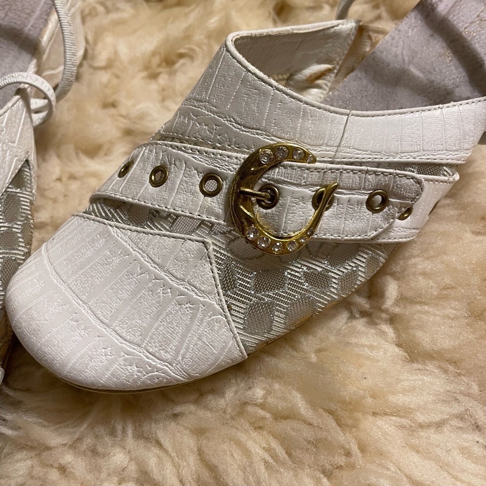 90s/2000s sandal